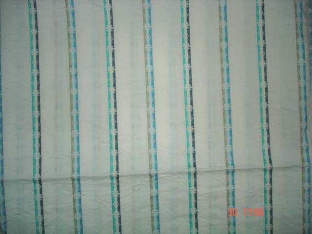 Coton mélangé avce liserai turquoise/bleu/fond blanc 1.25x1.45m
