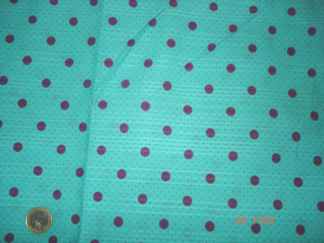 100%coton à pois violet/fond turquoise 0.85x1.50m(vh17)
